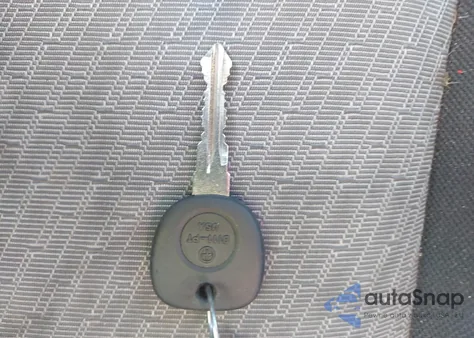 2008 GMC Sierra 1500 Work Truck z USA, uszkodzony, nr VIN 2GTEK19C181101079